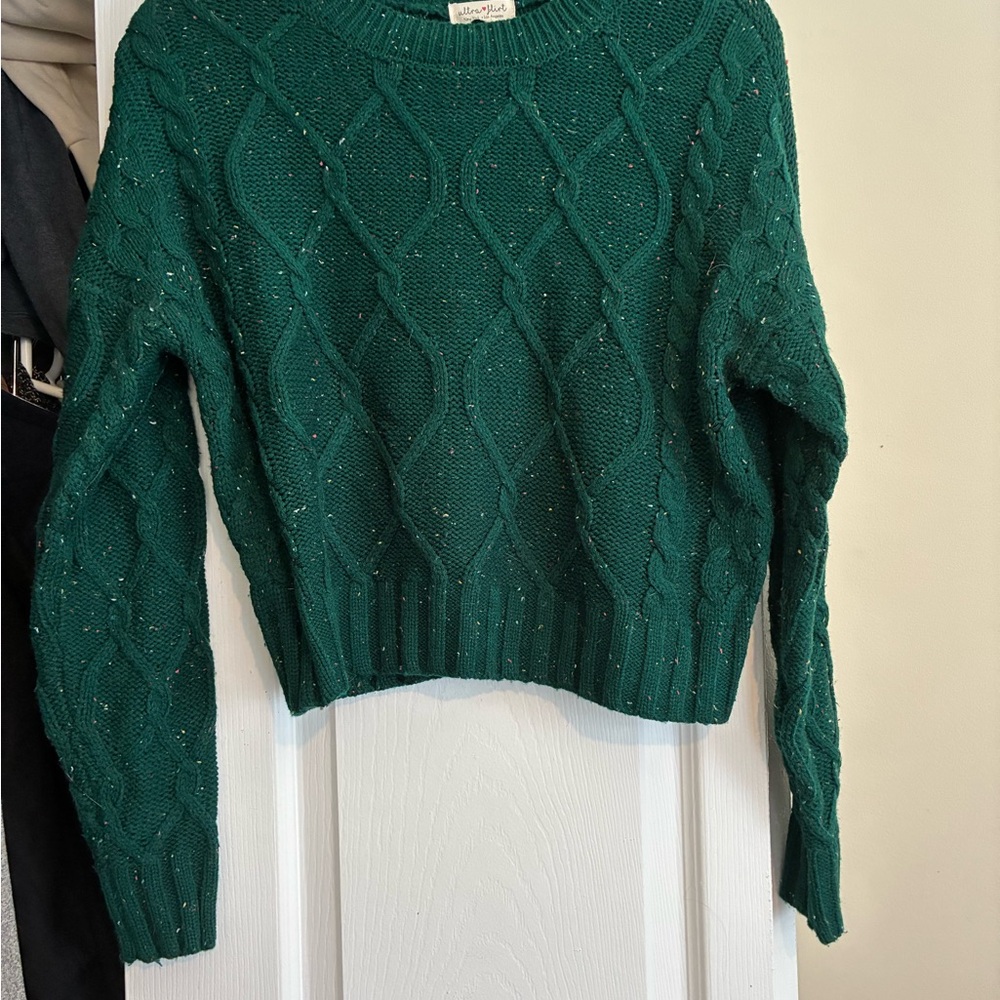 Ultra Flirt Green Crew Neck Sweater with Diamond Knit